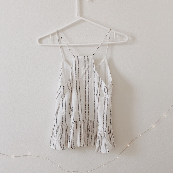 NWOT Lulus Print Crop Tank - Picture 2 of 2